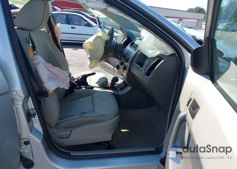 2011 Ford Focus Se z USA, uszkodzony, nr VIN 1FAHP3FN0BW173820